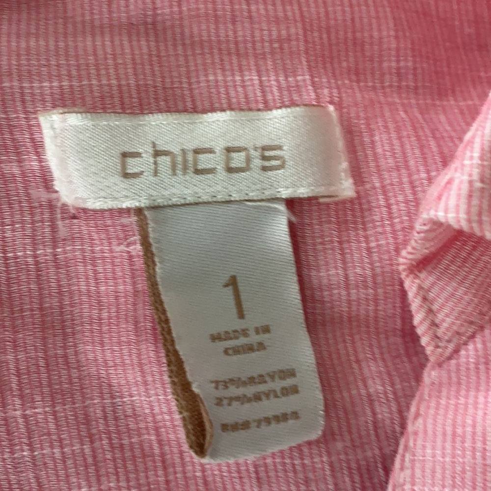 Semi sheer pink Chico’s Oxford top size 1 - Picture 4 of 4